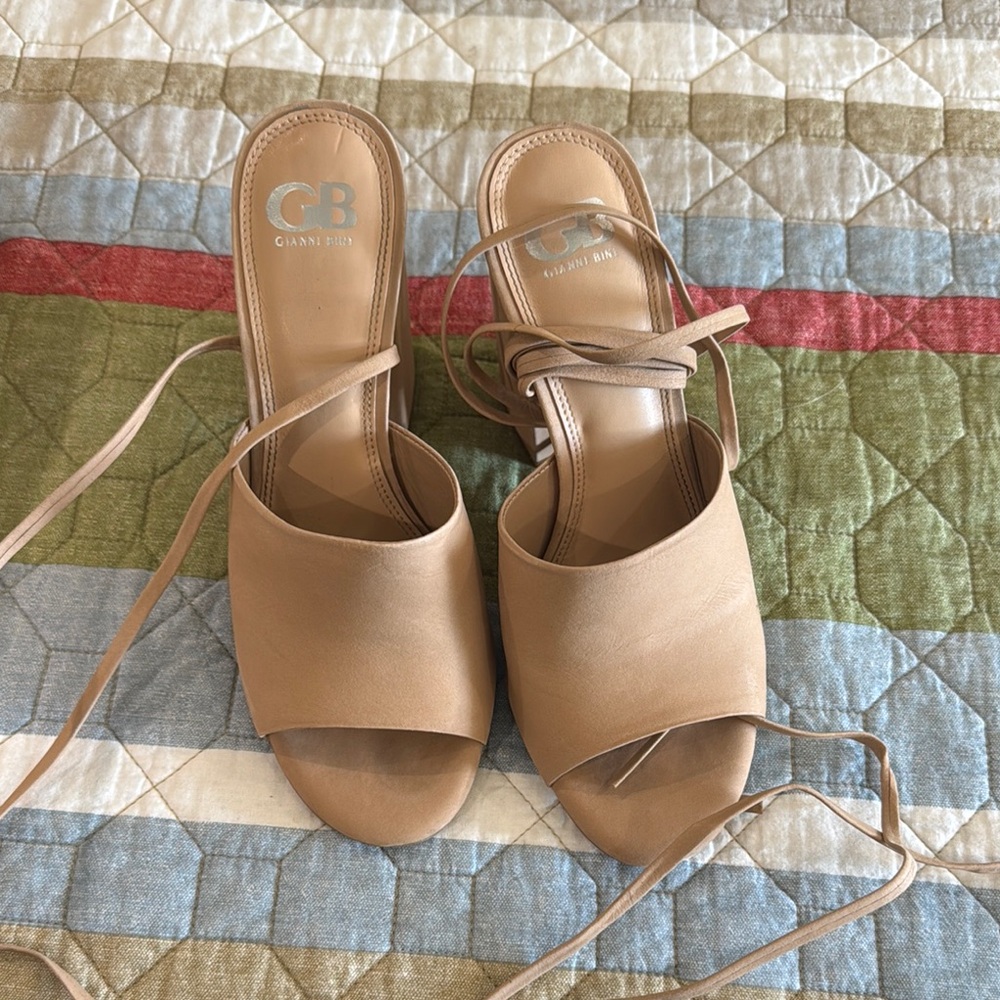 Gianni Bini Women's Tan Strappy Sandals